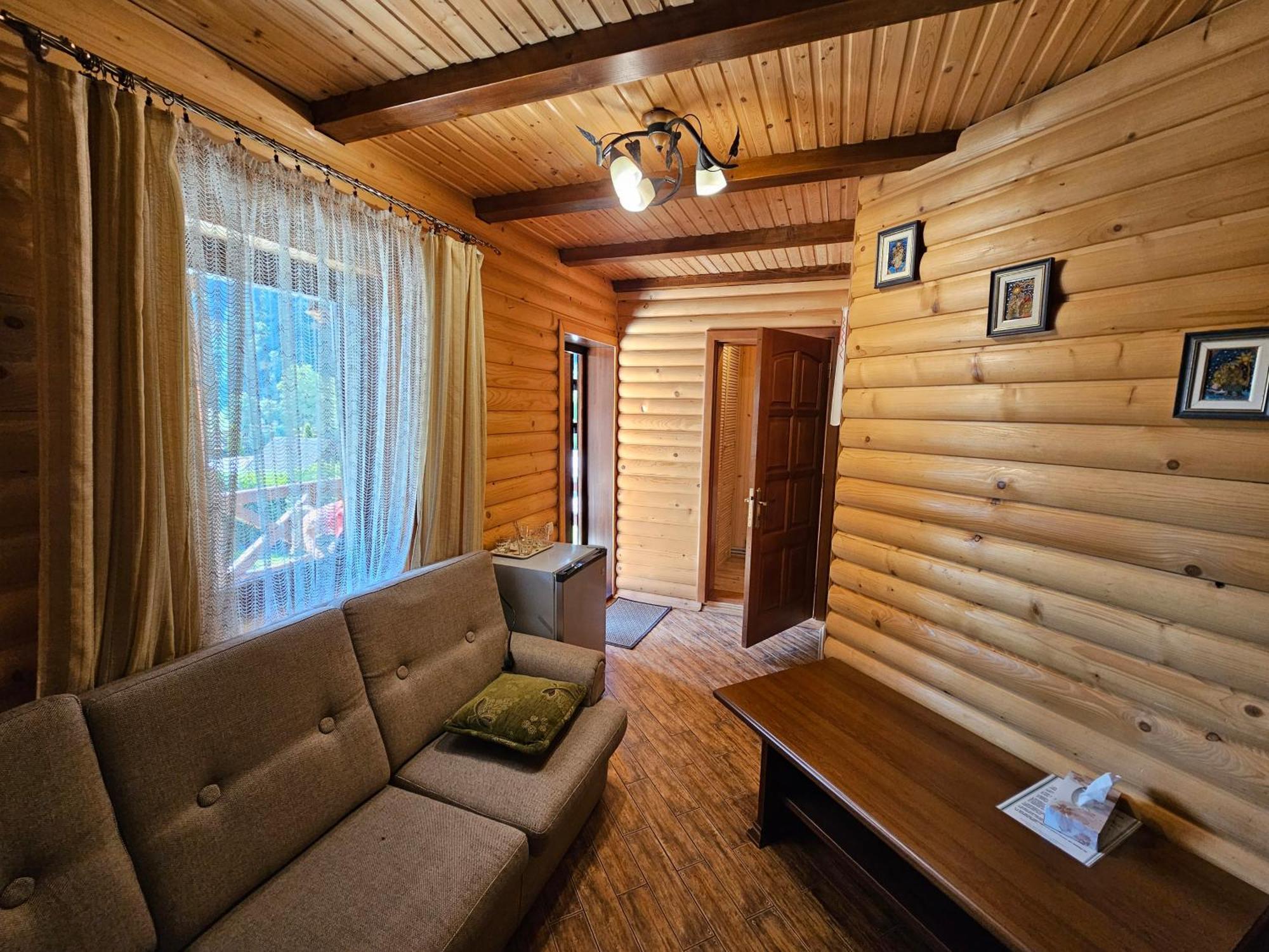 Guesthouse Kolo Druziv Татаров Экстерьер фото