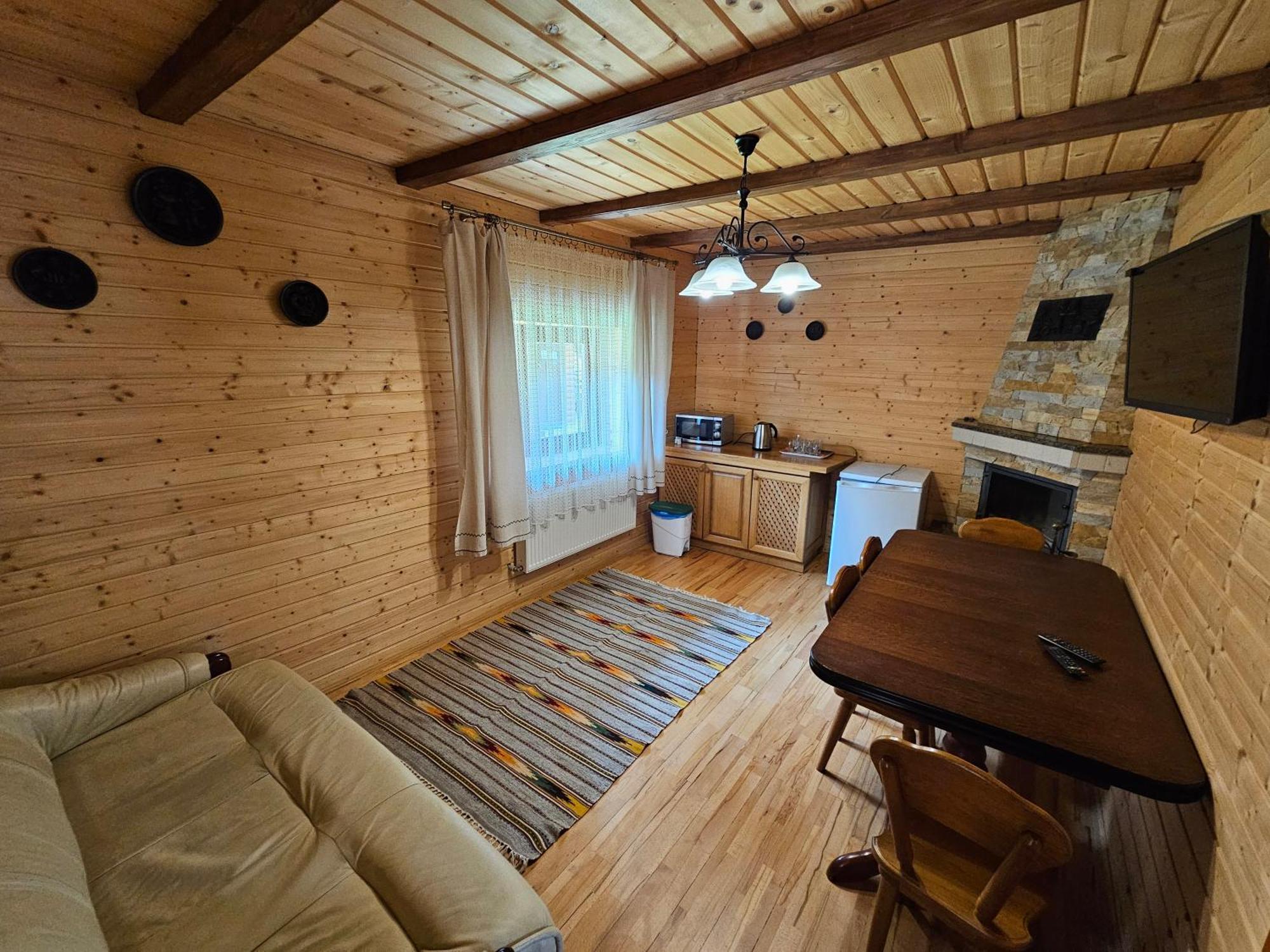 Guesthouse Kolo Druziv Татаров Экстерьер фото